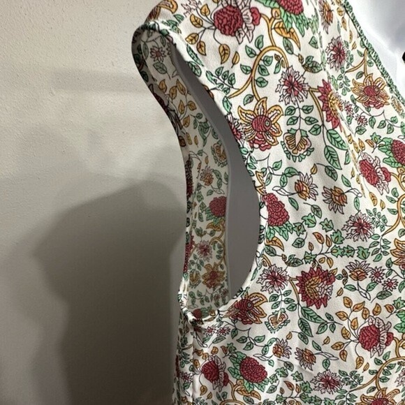 Max Studio Floral Print Cap Sleeve Asymmetrical Side Tie Blouse Woman's Size M - Picture 12 of 16